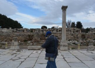 The French King Prepares for Battle